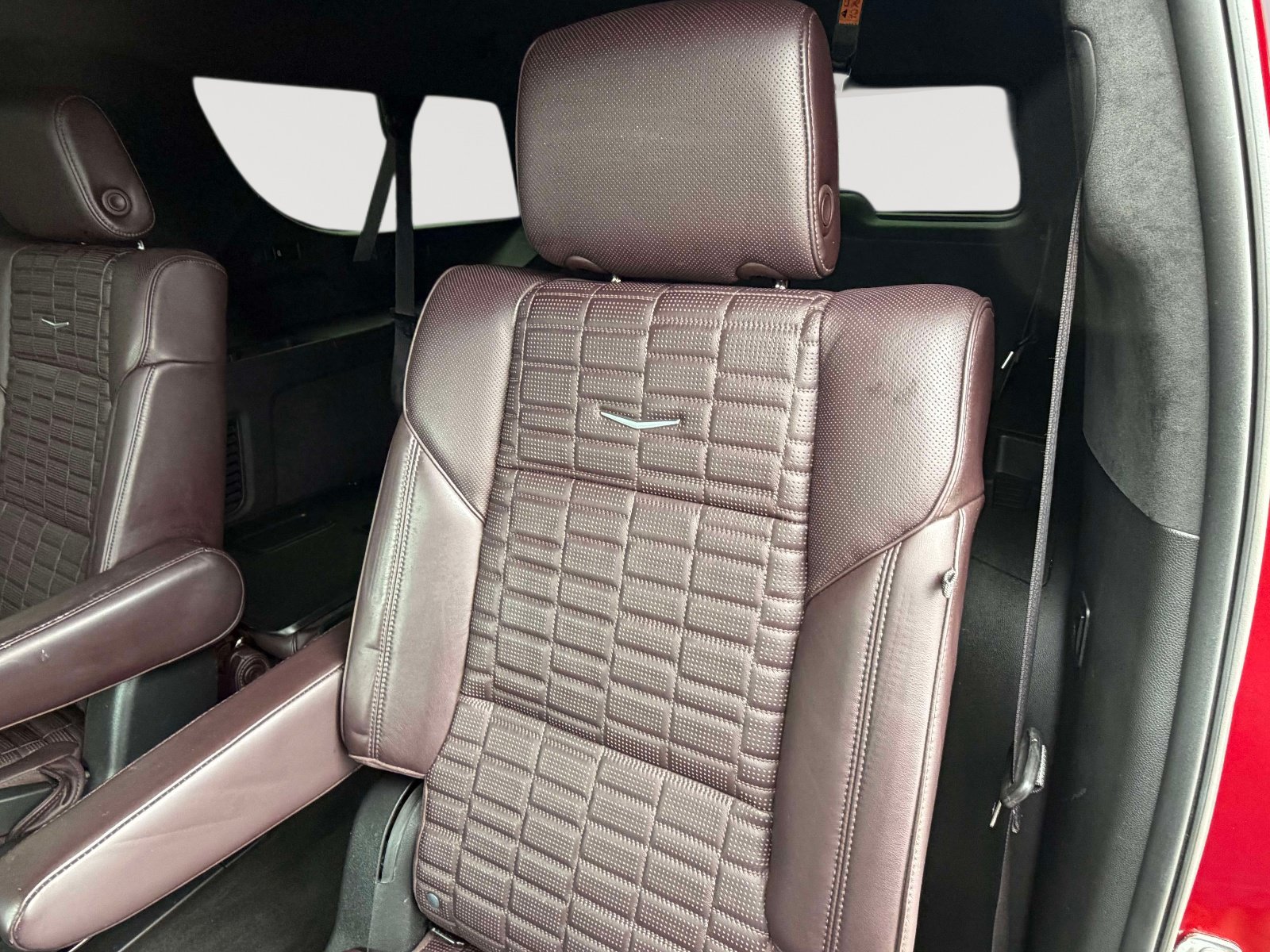 Used 2022 Cadillac Escalade ESV Sport Platinum AWD/4WD image 26