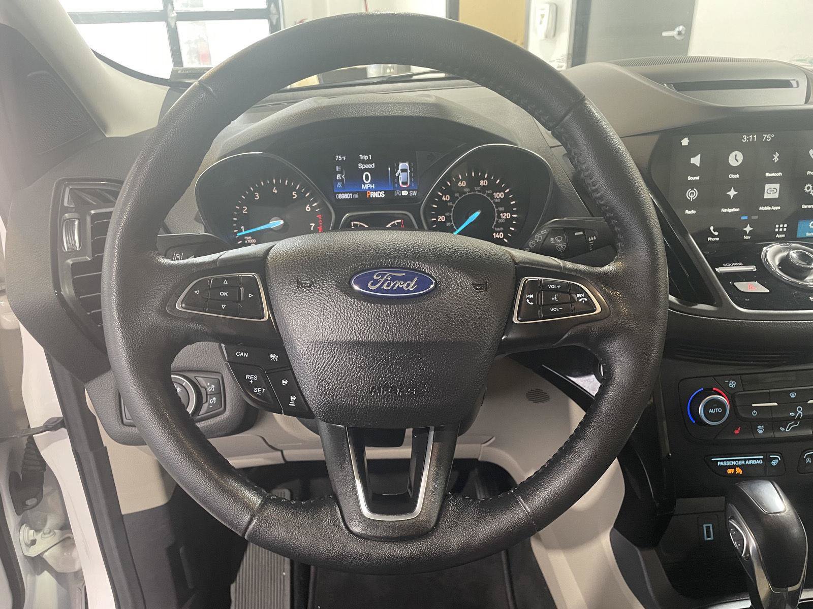 Used 2018 Ford Escape Titanium w/ Ford Safe & Smart Package AWD/4WD image 12