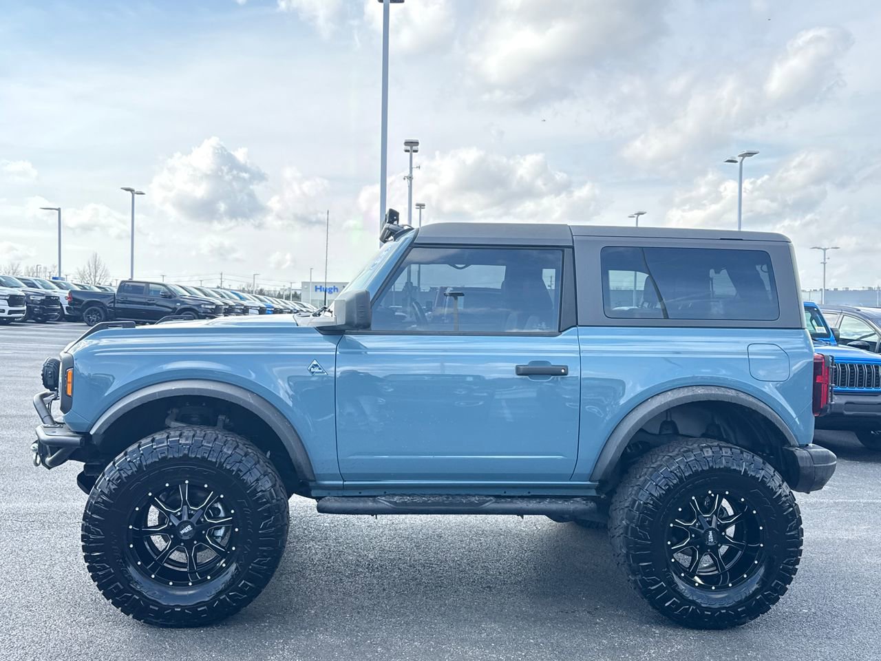 Used 2023 Ford Bronco Black Diamond image 6