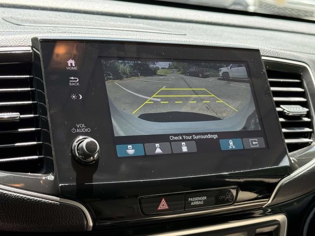 Used 2020 Honda Pilot Touring image 16
