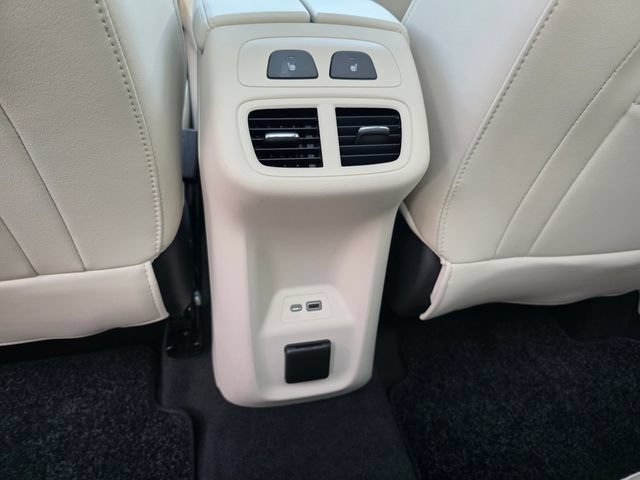 Used 2023 Buick Envision Avenir AWD/4WD image 21