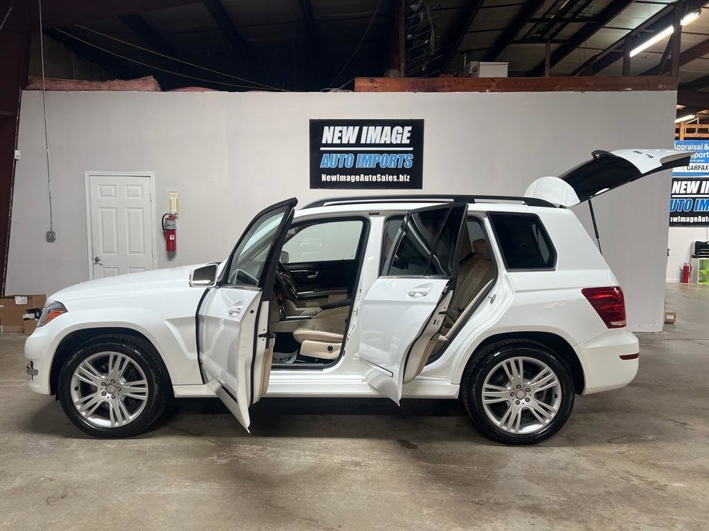 Used 2015 Mercedes-Benz GLK 350 2WD image 11