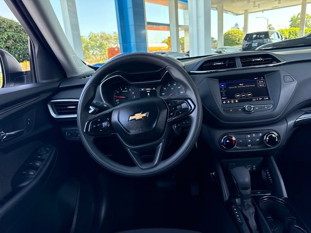 Certified 2023 Chevrolet TrailBlazer LS FWD image 13