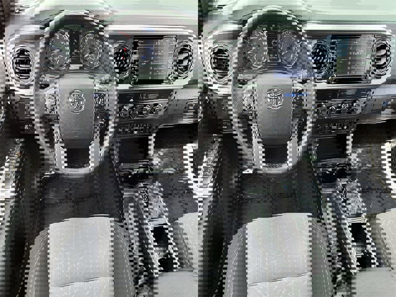 Used 2022 Toyota Tacoma TRD Off-Road w/ Technology Package image 10