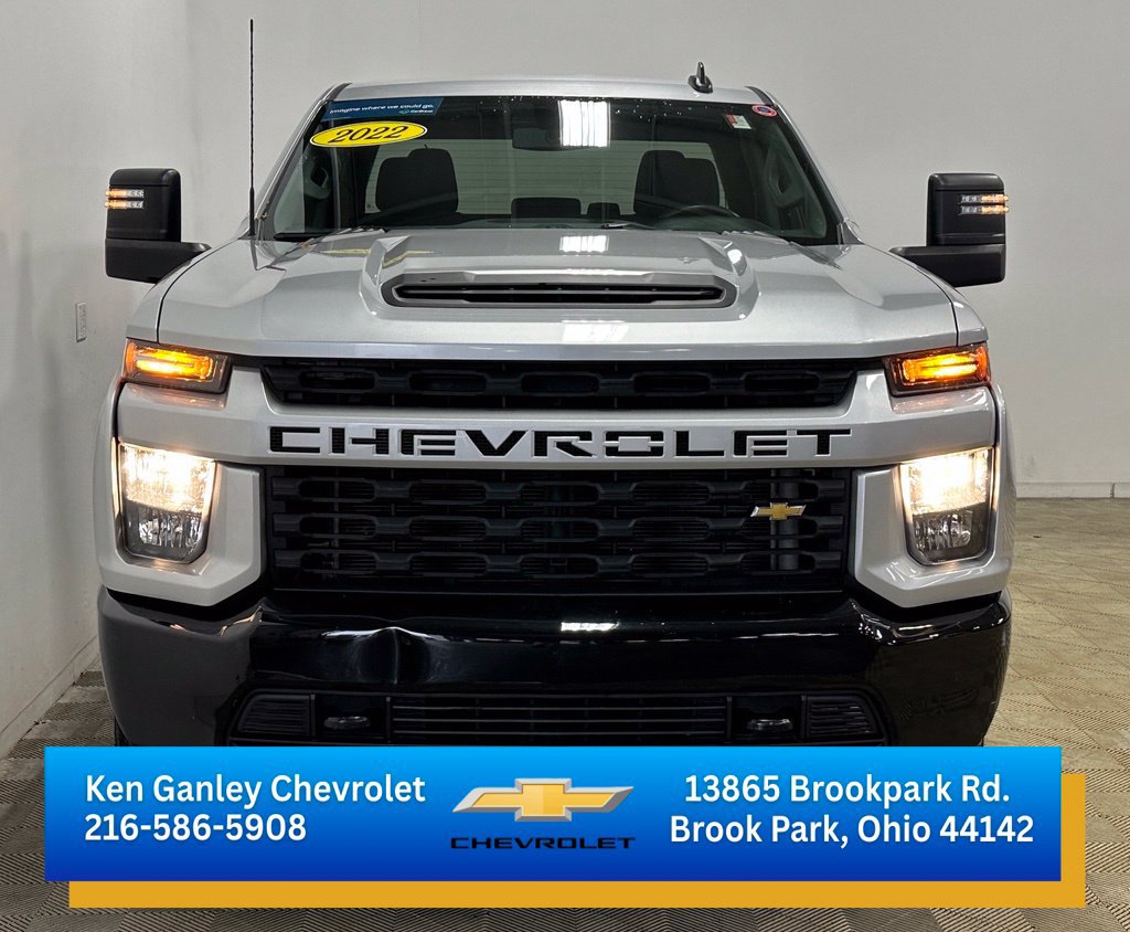 Certified 2022 Chevrolet Silverado 2500 Custom w/ Custom Value Package AWD/4WD image 2