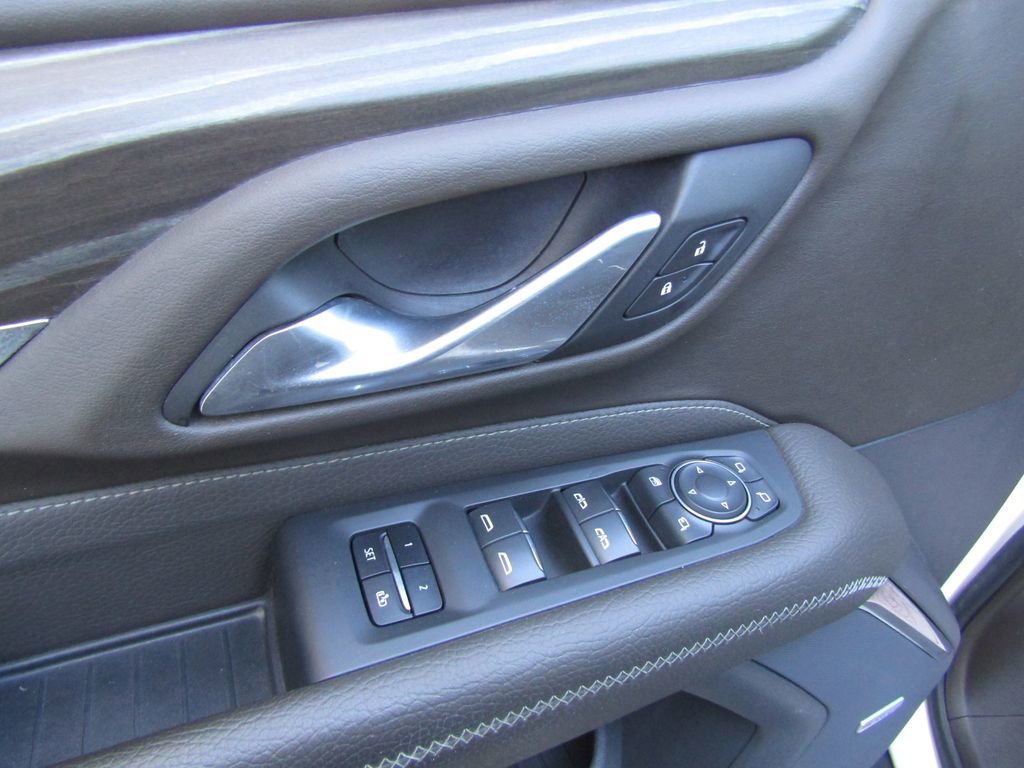 Used 2021 GMC Yukon Denali image 31