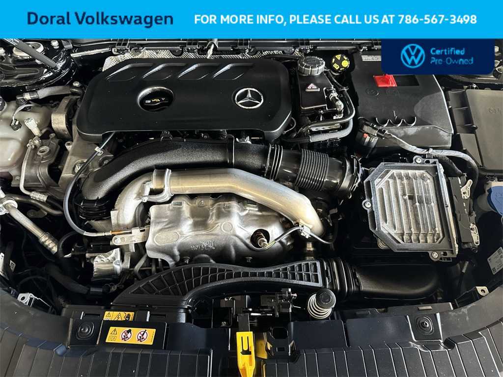 Used 2024 Mercedes-Benz GLB 250 image 12