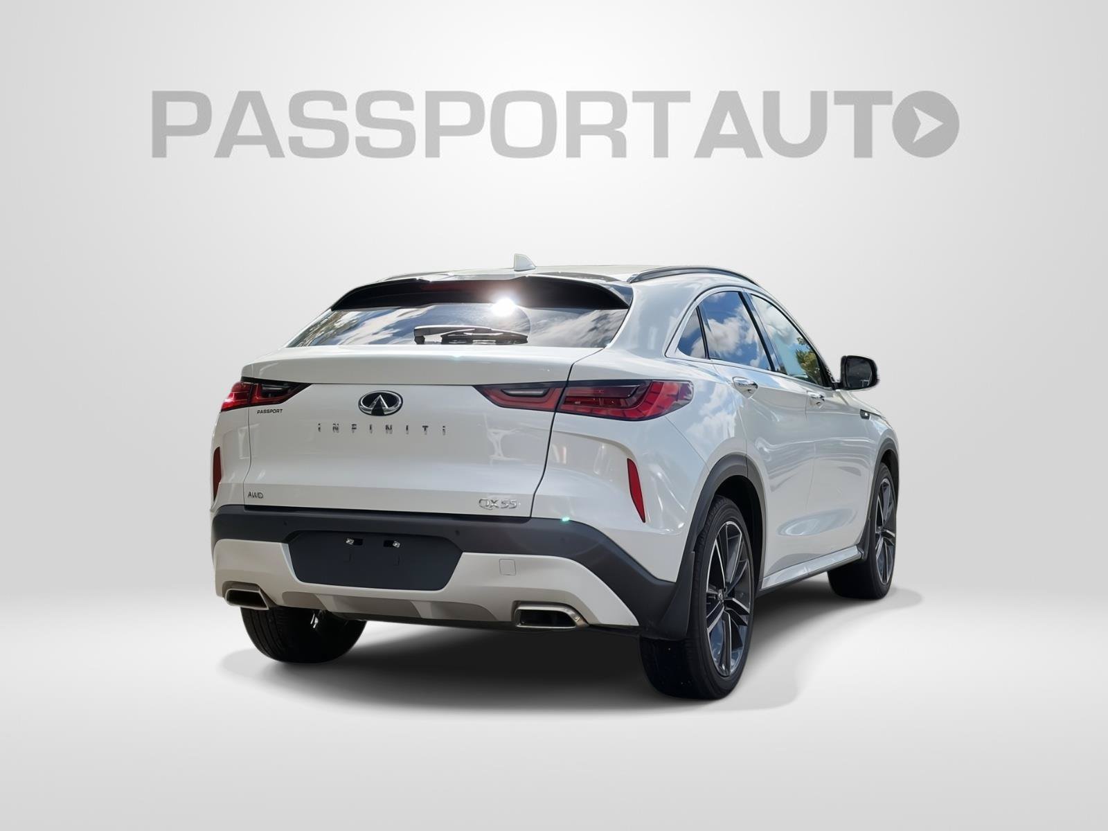 Used 2023 INFINITI QX55 Sensory w/ Lighting Package AWD/4WD image 6