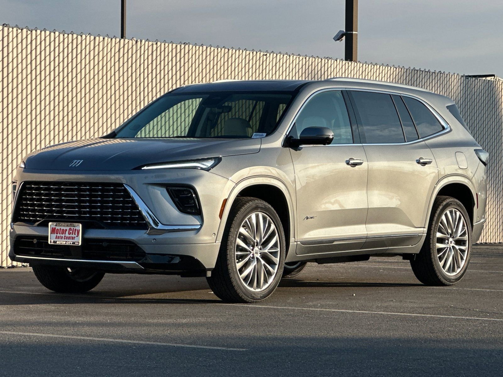 New 2026 Buick Enclave Avenir w/ Super Cruise Package AWD/4WD image 8