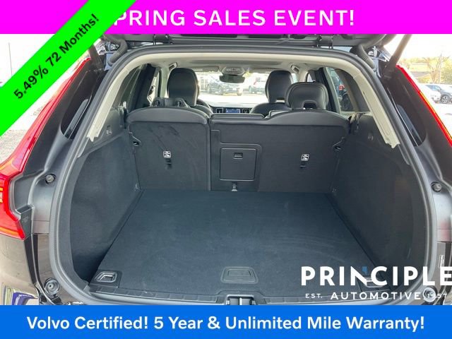 Certified 2025 Volvo XC60 B5 Core image 30