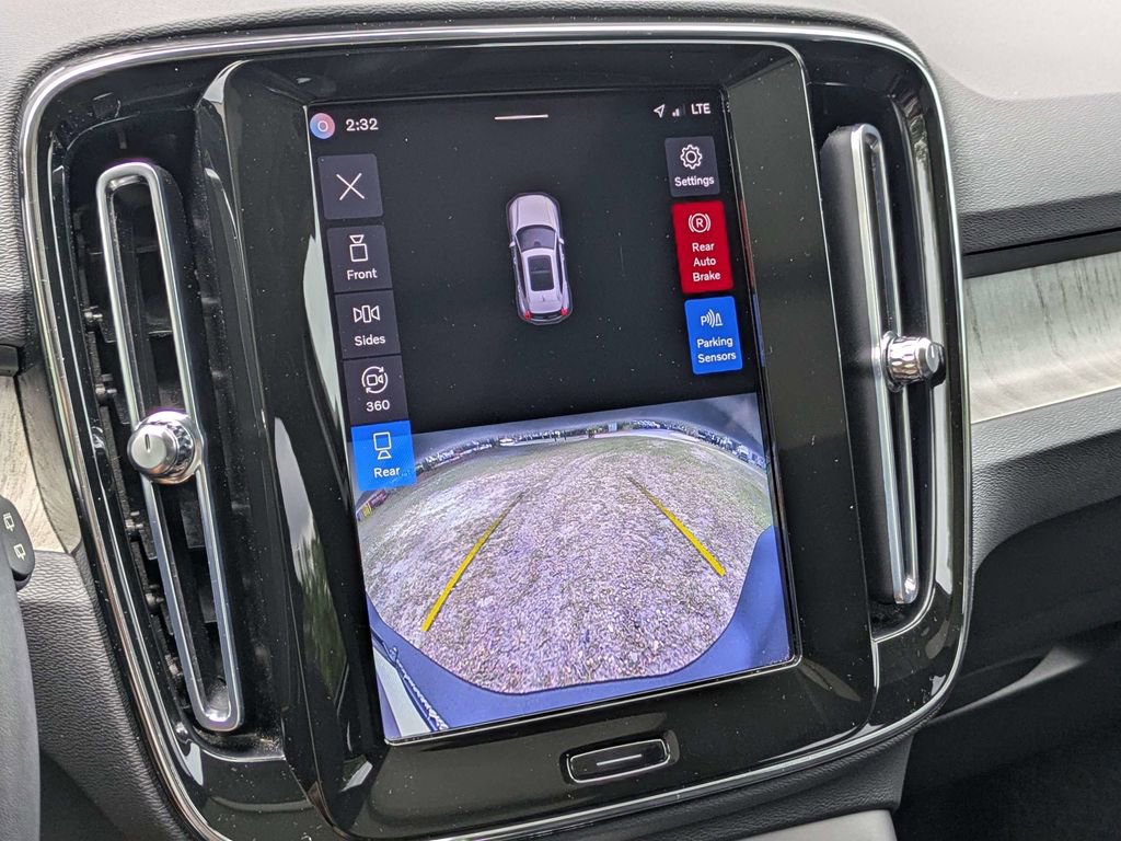 Used 2023 Volvo XC40 B5 Ultimate w/ Climate Package AWD/4WD image 21