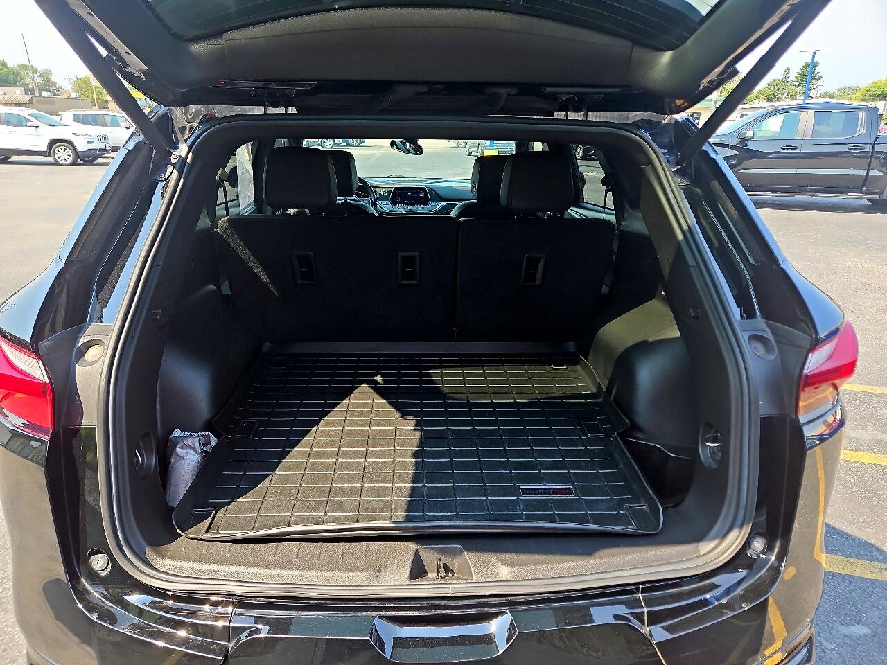 Used 2022 Chevrolet Blazer RS w/ Enhanced Convenience Package image 14