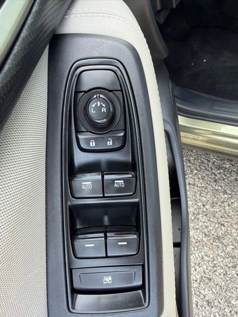 Used 2021 Subaru Forester Premium AWD/4WD image 17