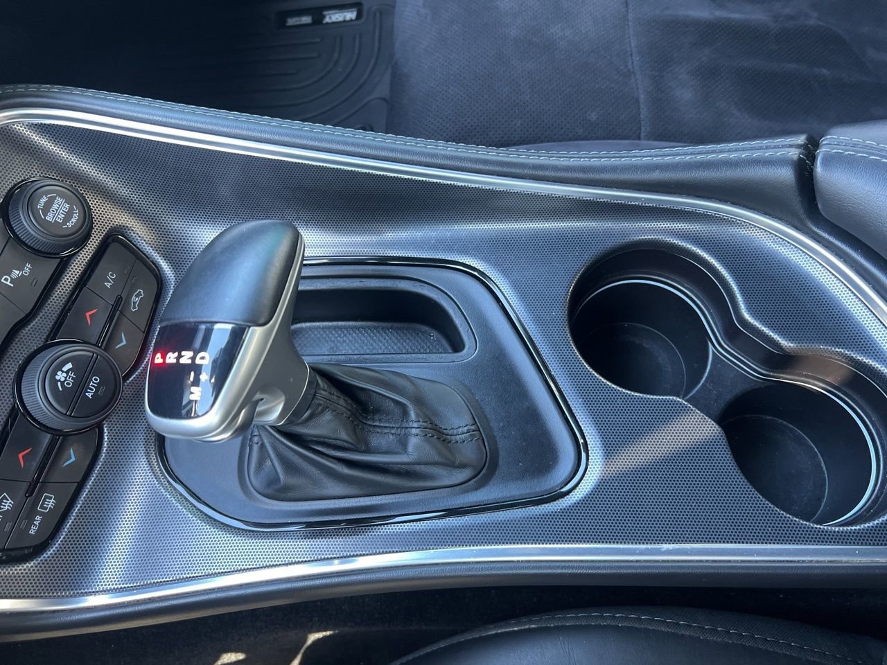 Used 2015 Dodge Challenger R/T Scat Pack image 31