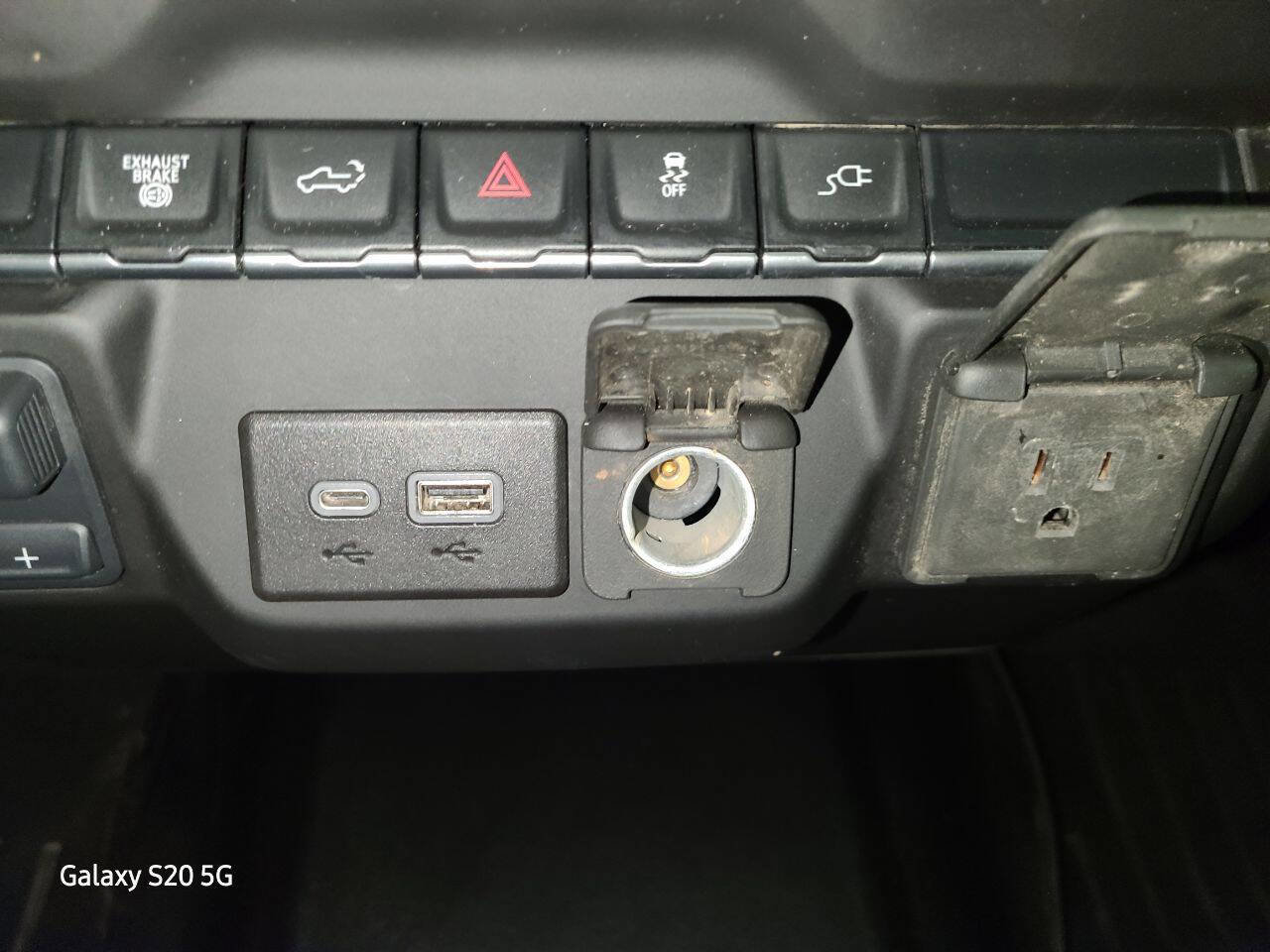 Used 2023 Chevrolet Silverado 2500 W/T w/ WT Fleet Convenience Package AWD/4WD image 32