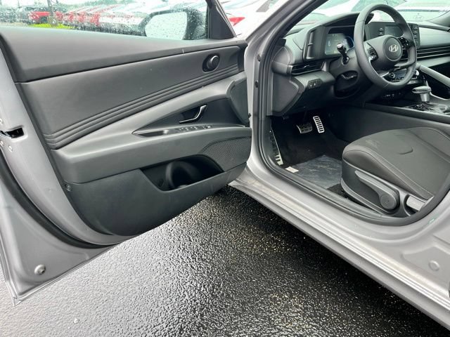 New 2026 Hyundai Elantra SEL Sport Premium FWD image 14