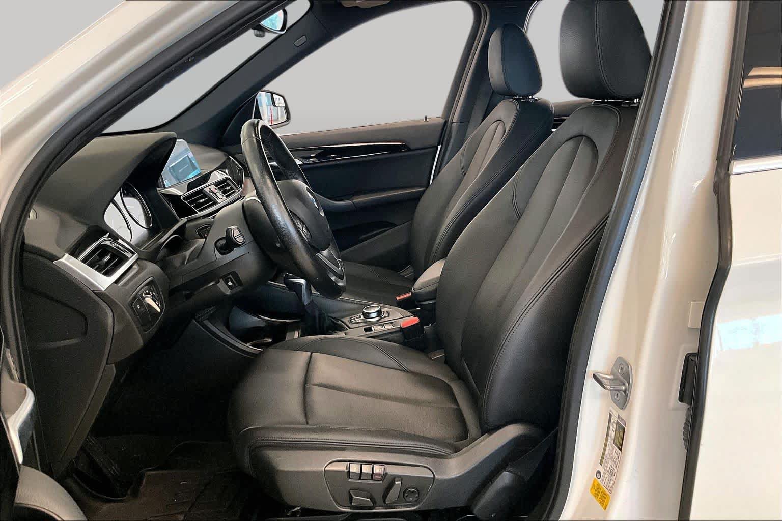 Used 2019 BMW X1 sDrive28i w/ Convenience Package FWD image 7