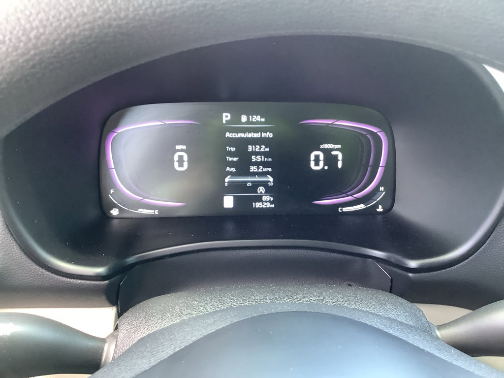 Used 2023 Kia Soul LX w/ LX Technology Package image 13