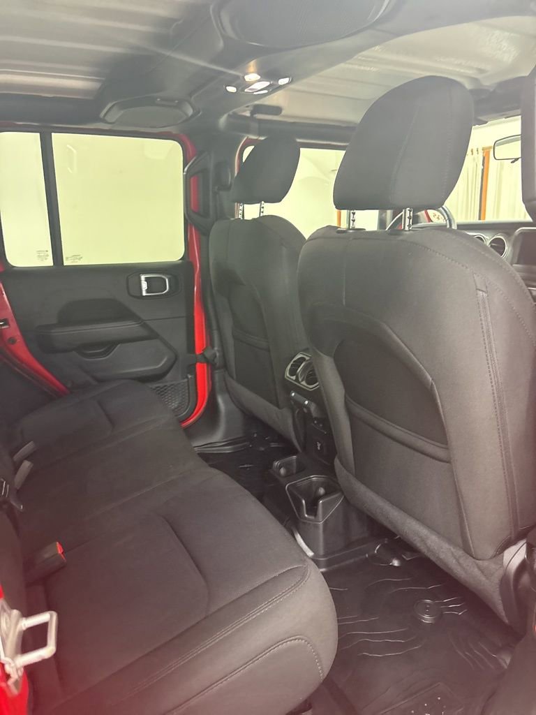 Used 2021 Jeep Wrangler Unlimited Sahara w/ LED Lighting Group image 37