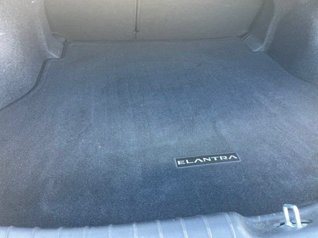 Used 2023 Hyundai Elantra Limited FWD image 18