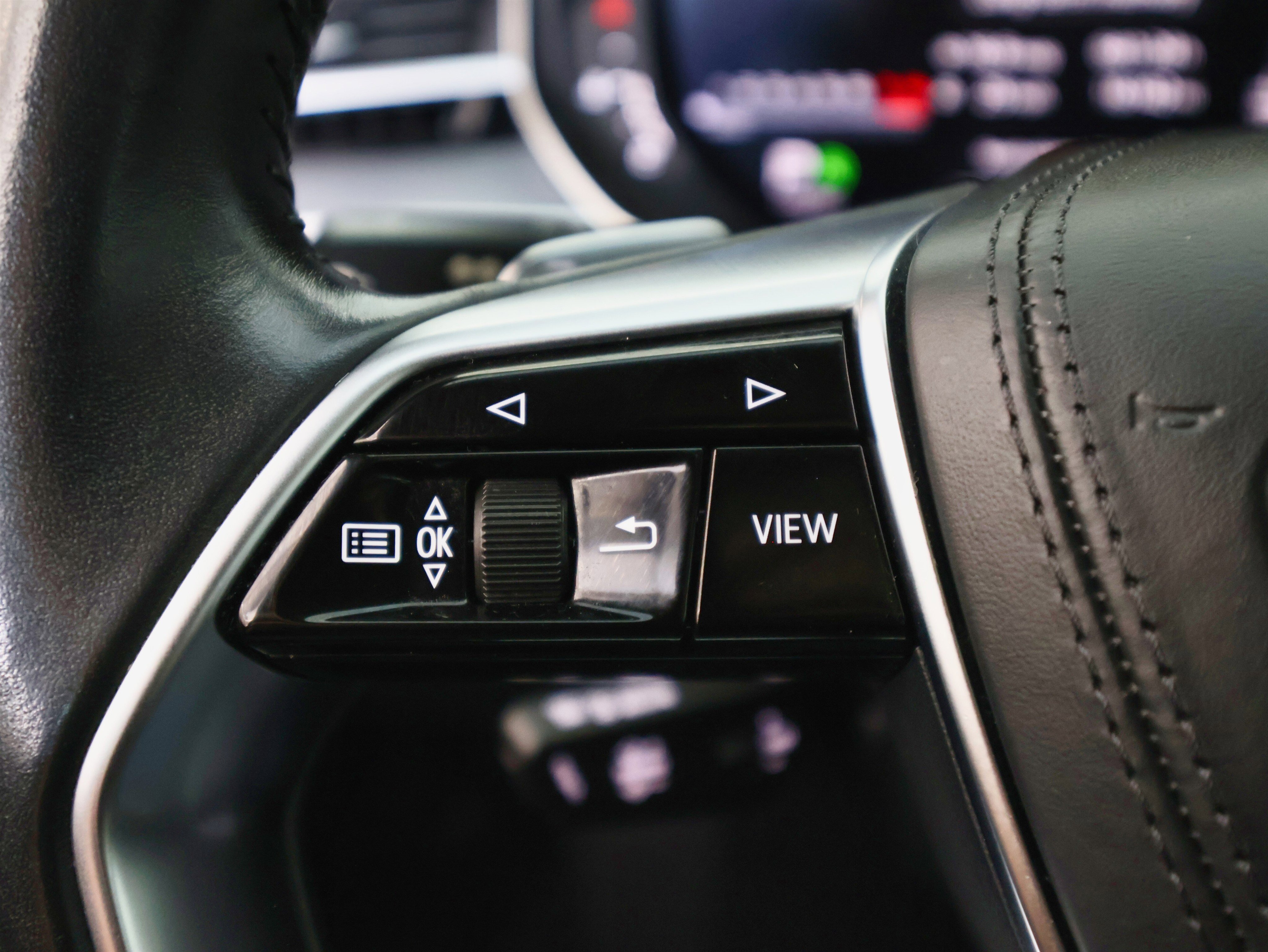 Used 2020 Audi A8 L 4.0T w/ Executive Package image 53