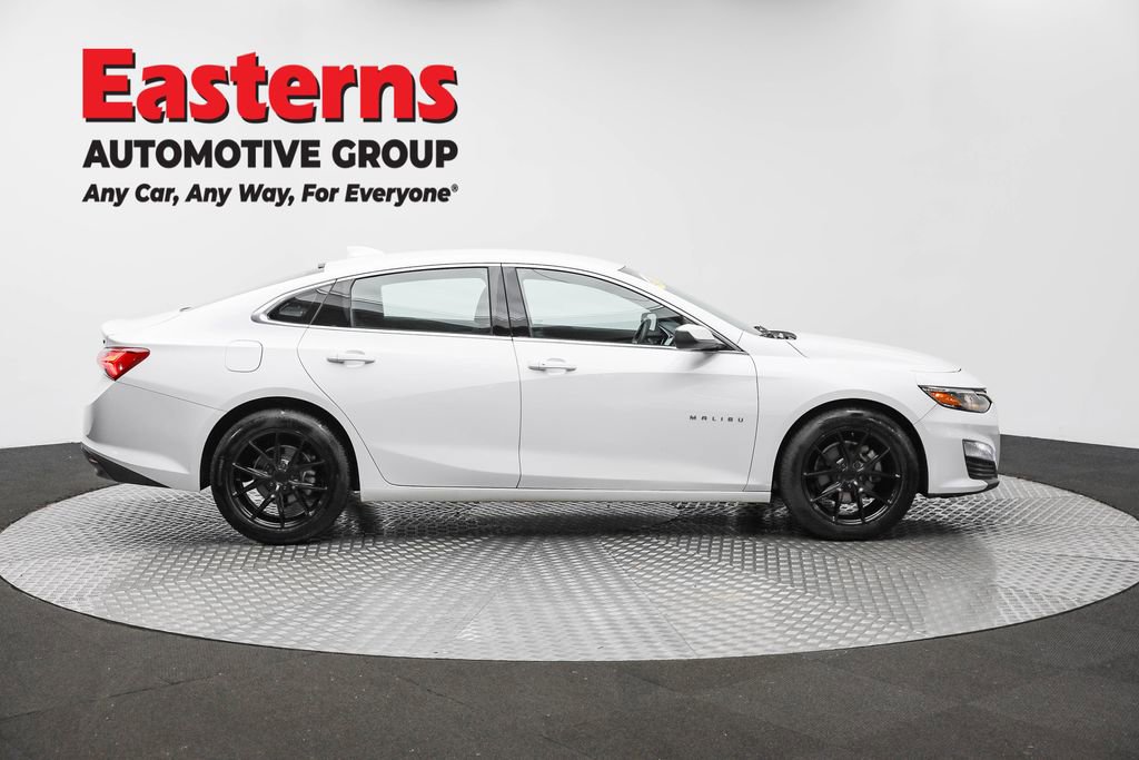 Used 2020 Chevrolet Malibu LT image 4