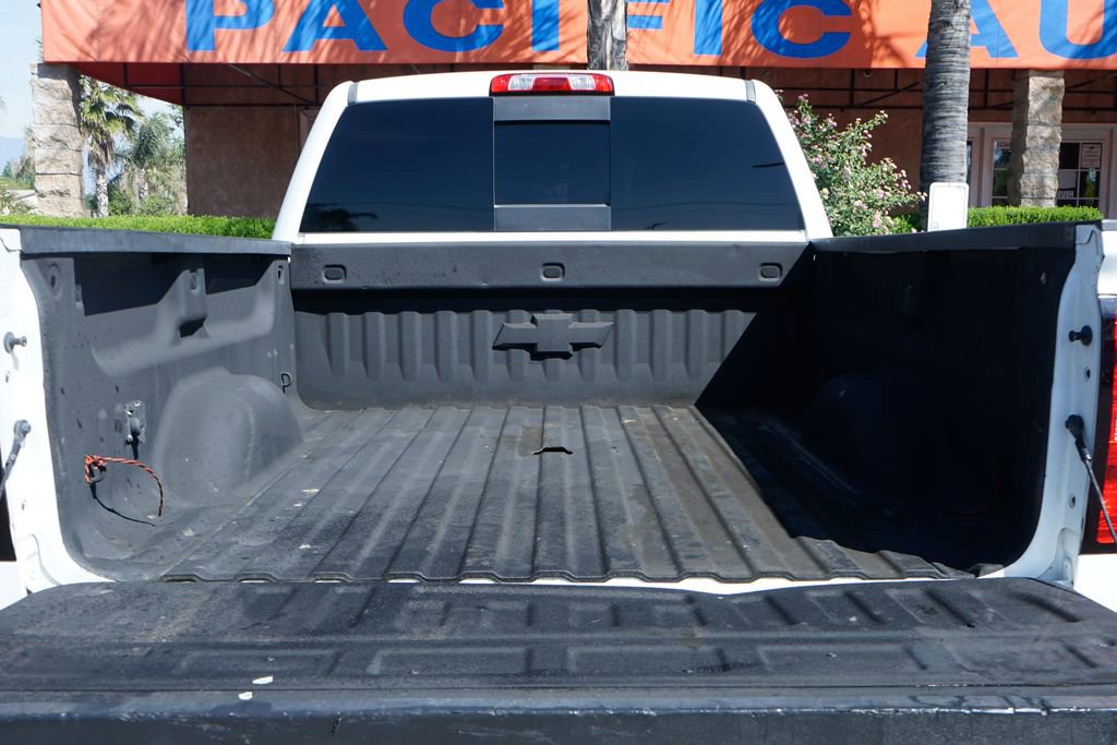 Used 2018 Chevrolet Silverado 2500 LT w/ Custom Sport Edition image 8