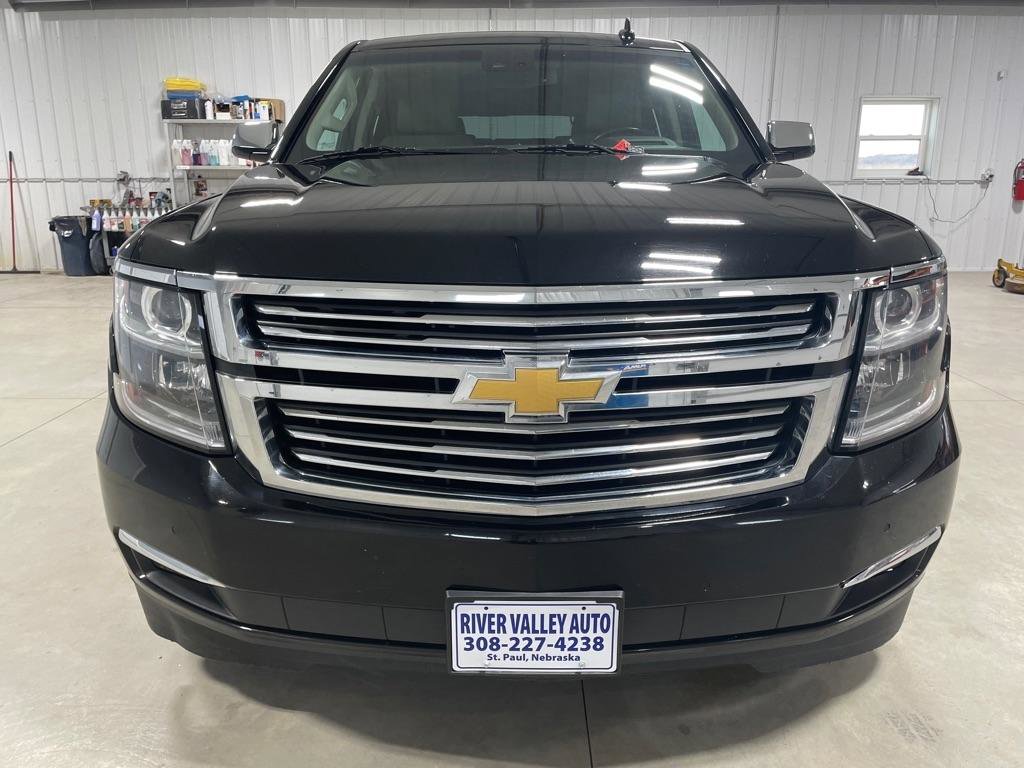 Used 2018 Chevrolet Suburban Premier image 2