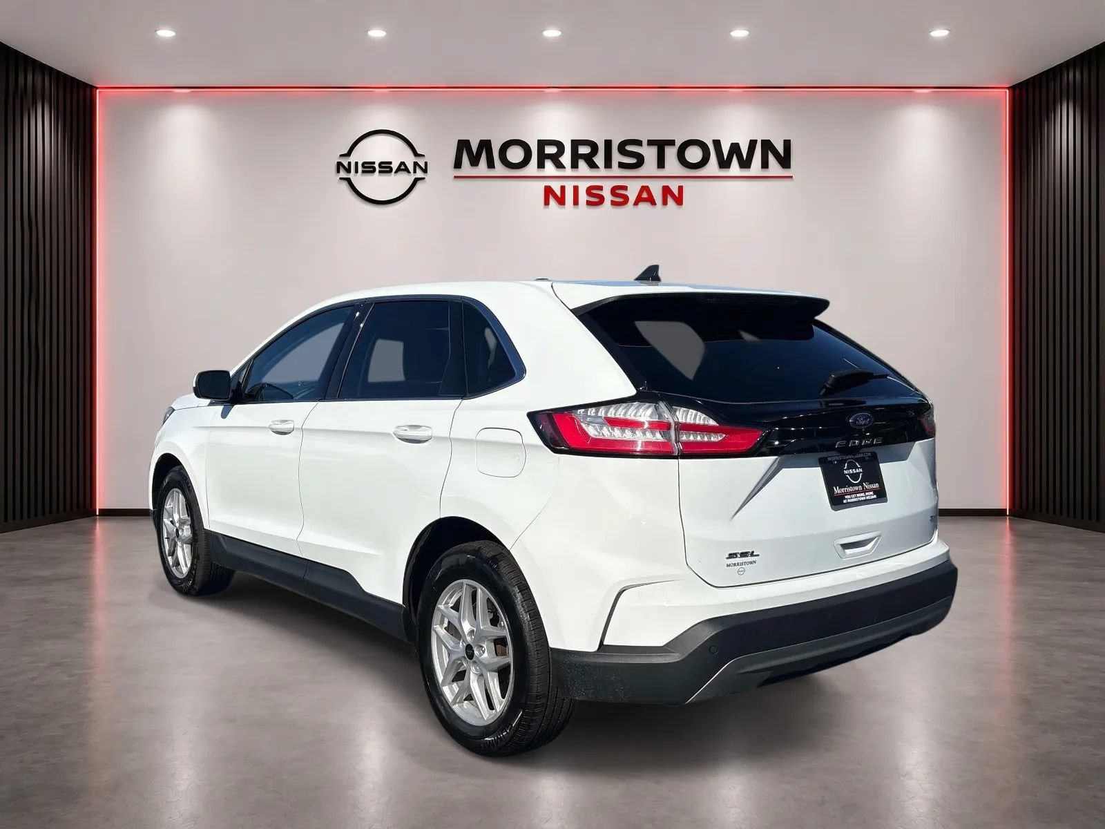 Used 2024 Ford Edge SEL AWD/4WD image 7