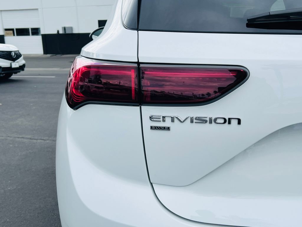 Used 2025 Buick Envision Preferred image 11