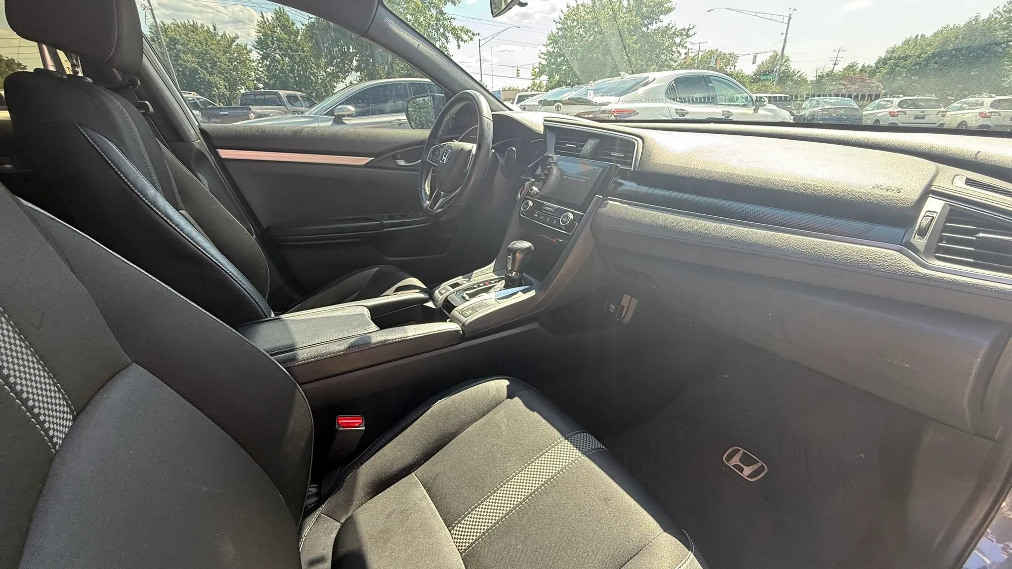 Used 2020 Honda Civic Sport image 13