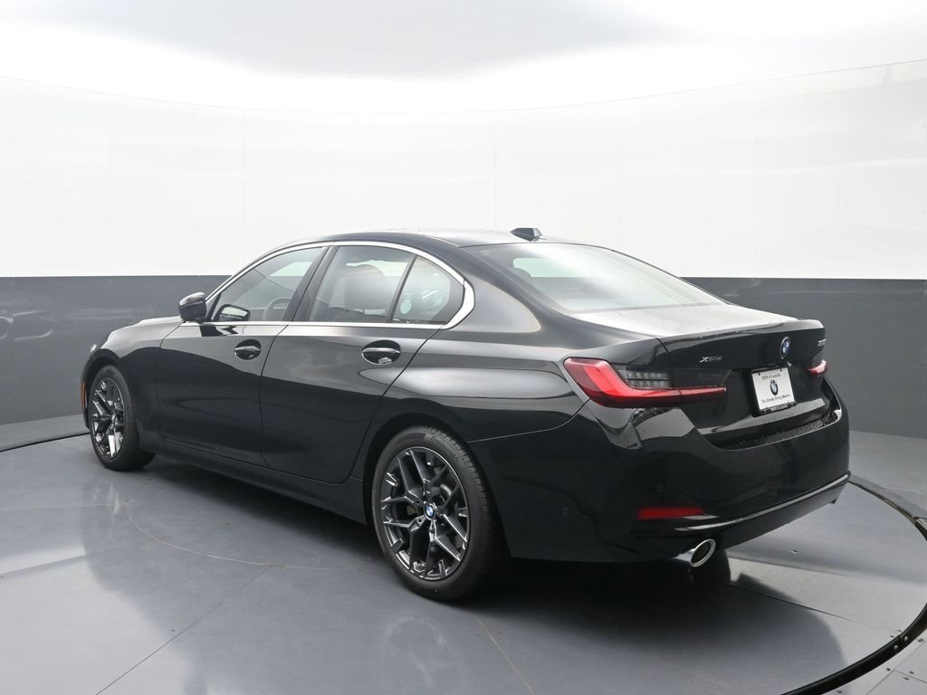 New 2025 BMW 330i xDrive Sedan w/ Convenience Package AWD/4WD image 5