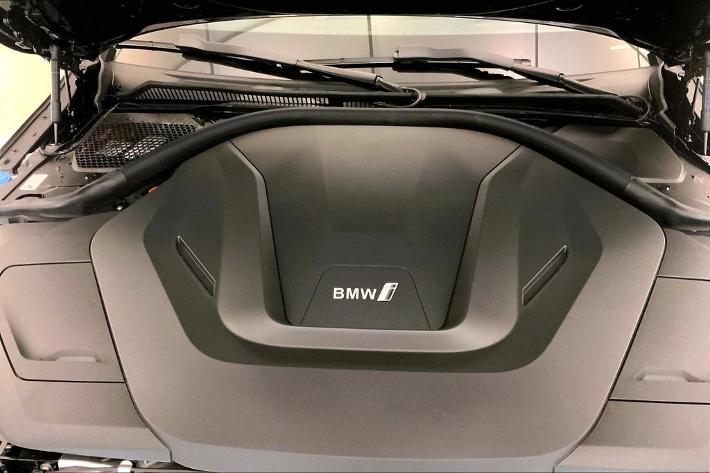 New 2026 BMW i4 xDrive40i w/ Premium Package AWD/4WD image 8
