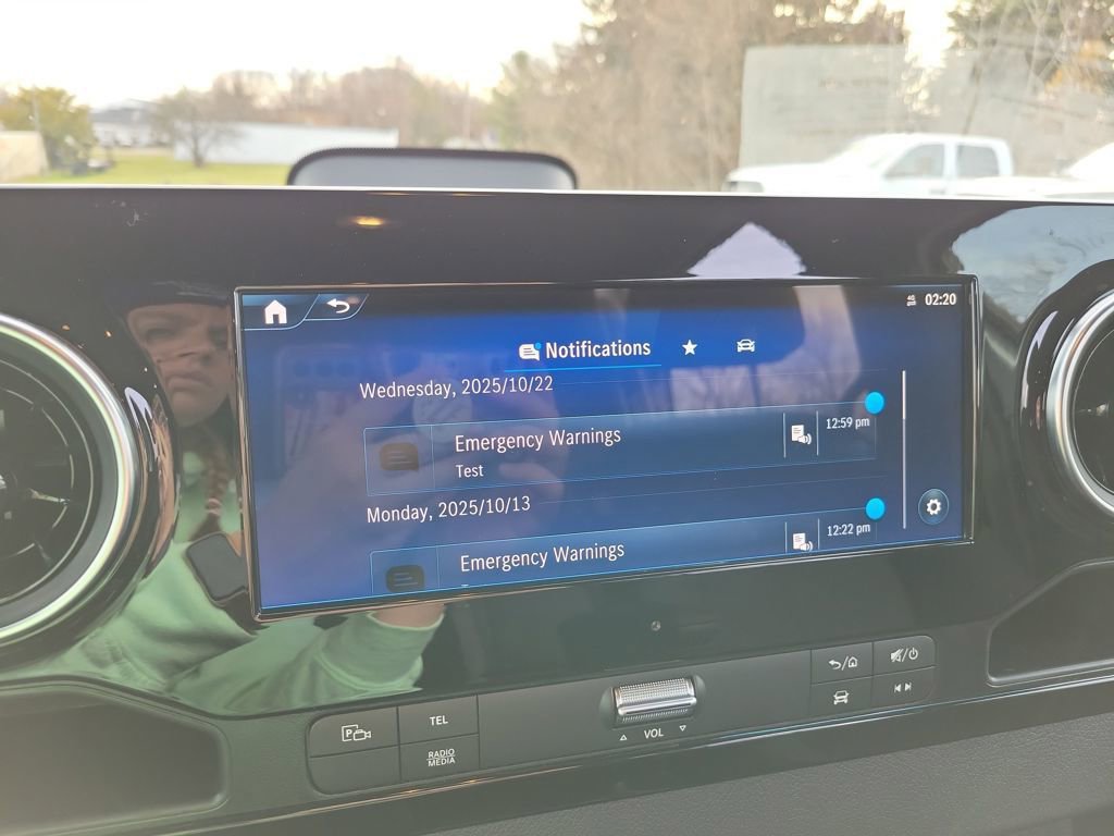 Used 2025 Mercedes-Benz Sprinter 2500 image 18