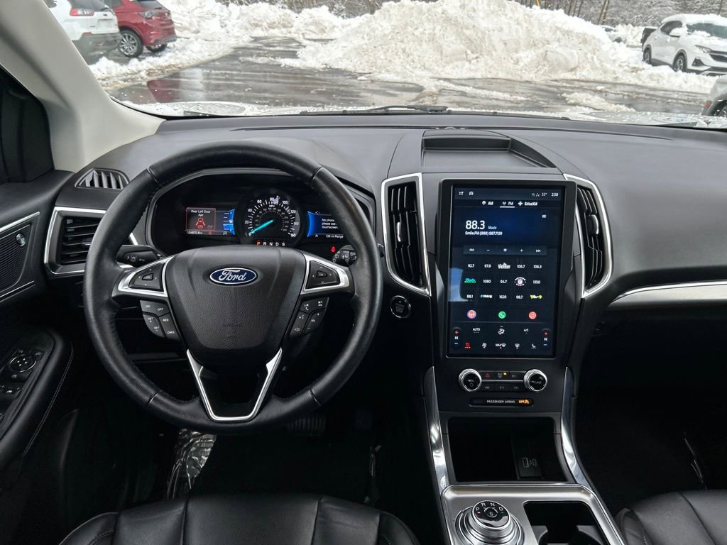 Used 2022 Ford Edge Titanium image 20