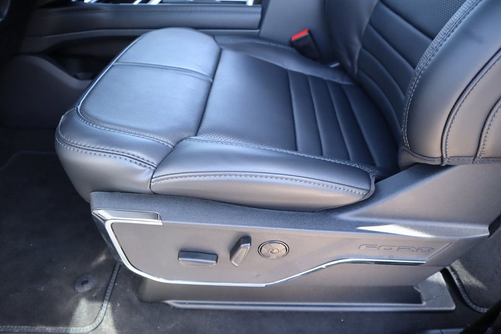 New 2026 Ford F350 Platinum image 13