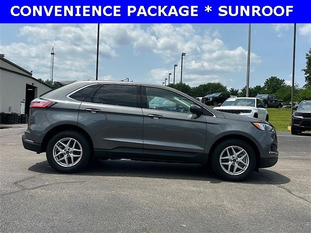 Used 2022 Ford Edge SEL w/ Convenience Package image 10