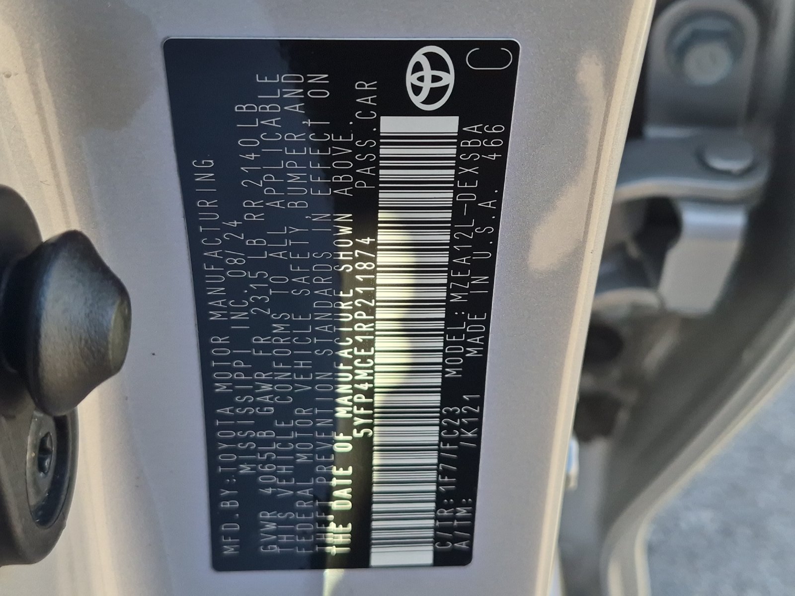 Used 2024 Toyota Corolla SE w/ SE Premium Package FWD image 26