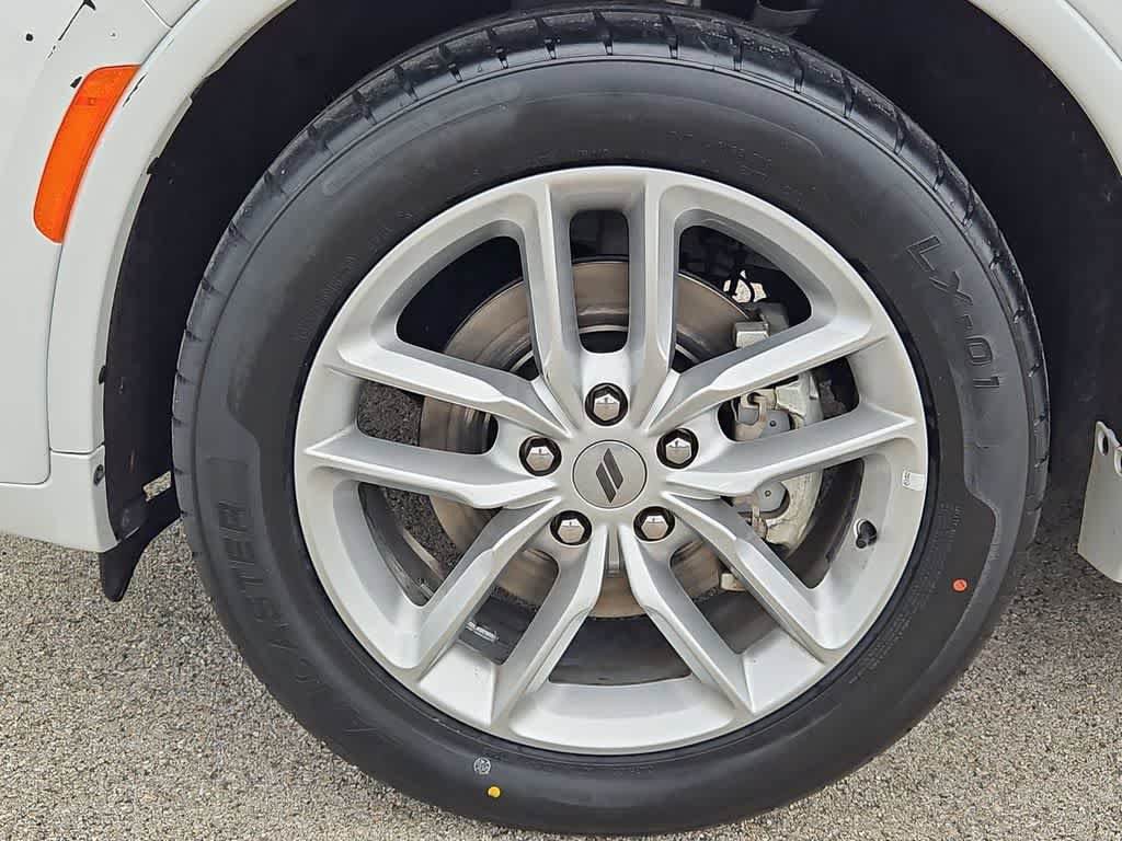 Used 2023 Dodge Durango GT image 13