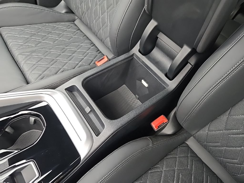 Used 2025 Audi SQ5 Premium Plus w/ Premium Plus Package AWD/4WD image 38