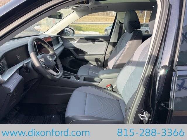 New 2026 Volkswagen Tiguan SE image 9