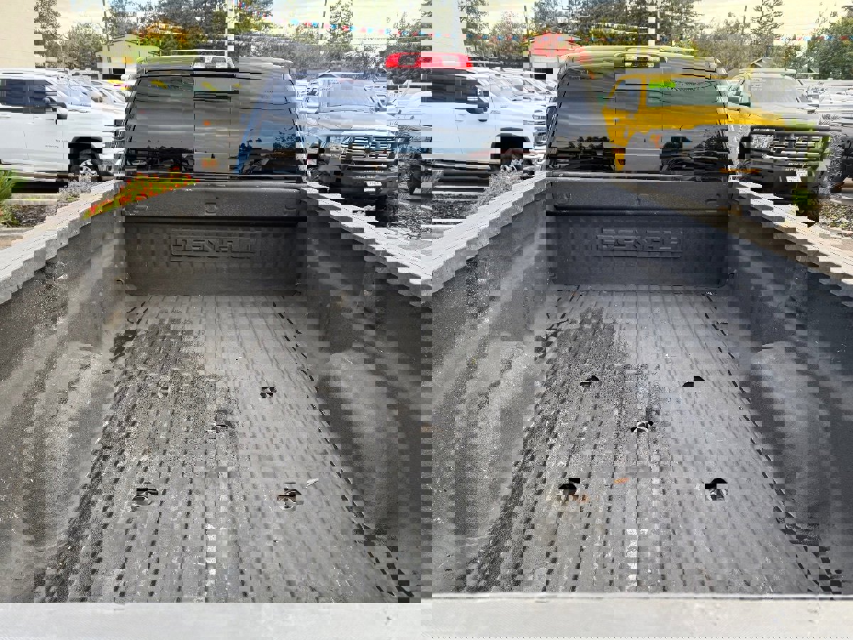 Used 2019 GMC Sierra 3500 Denali w/ Duramax Plus Package image 11