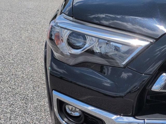 Used 2021 Toyota 4Runner Limited RWD image 10
