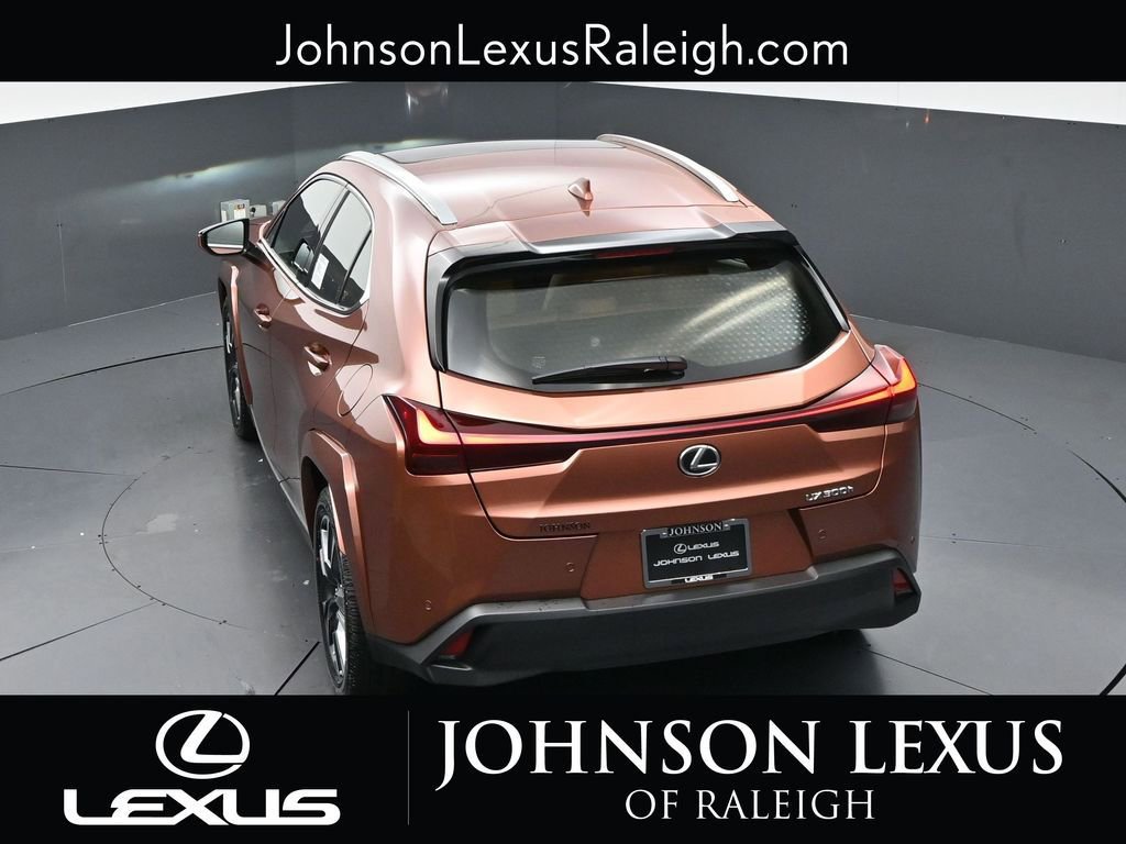 New 2026 Lexus UX 300h FWD image 26