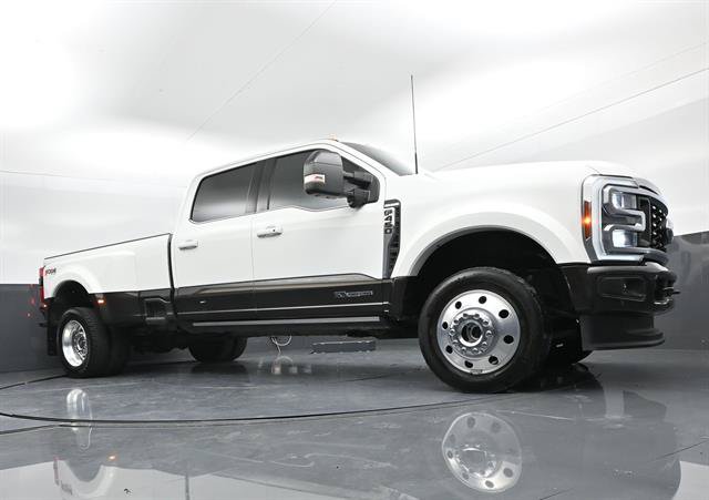 Used 2025 Ford F450 King Ranch w/ FX4 Off-Road Package AWD/4WD image 36