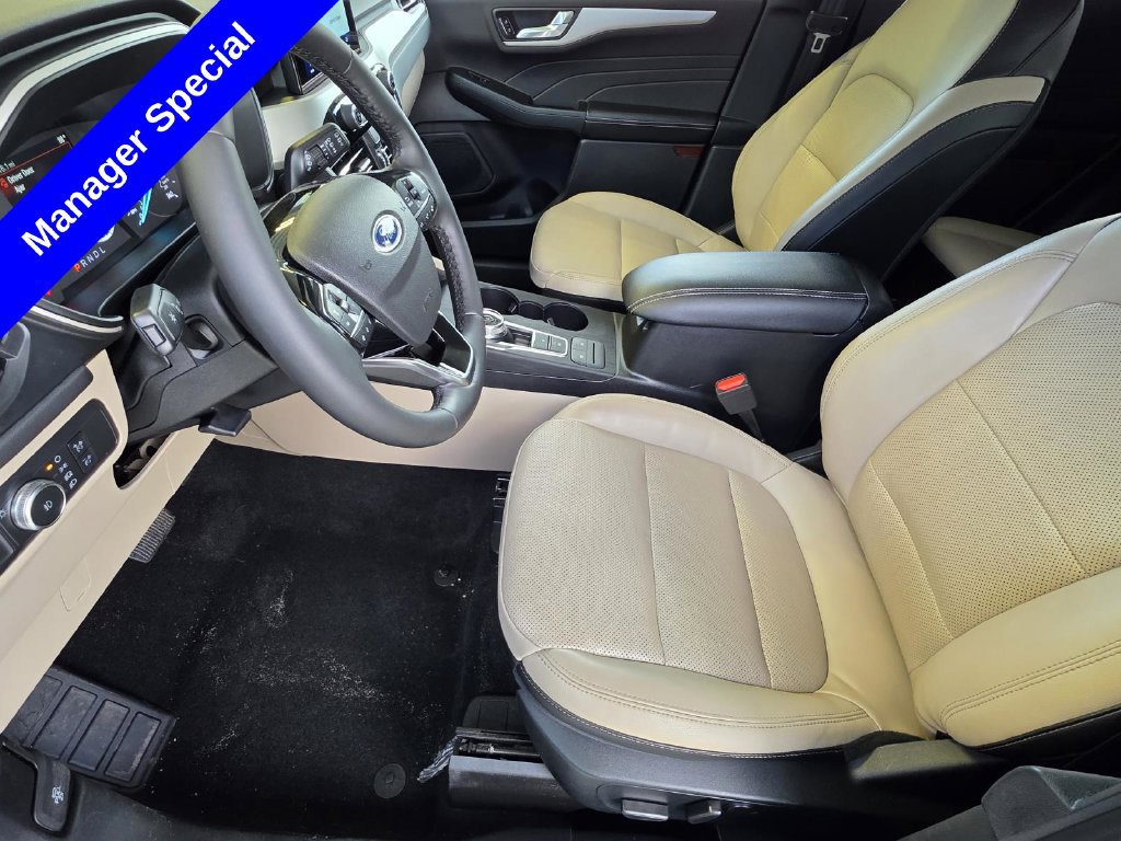 Used 2022 Ford Escape SEL FWD image 8