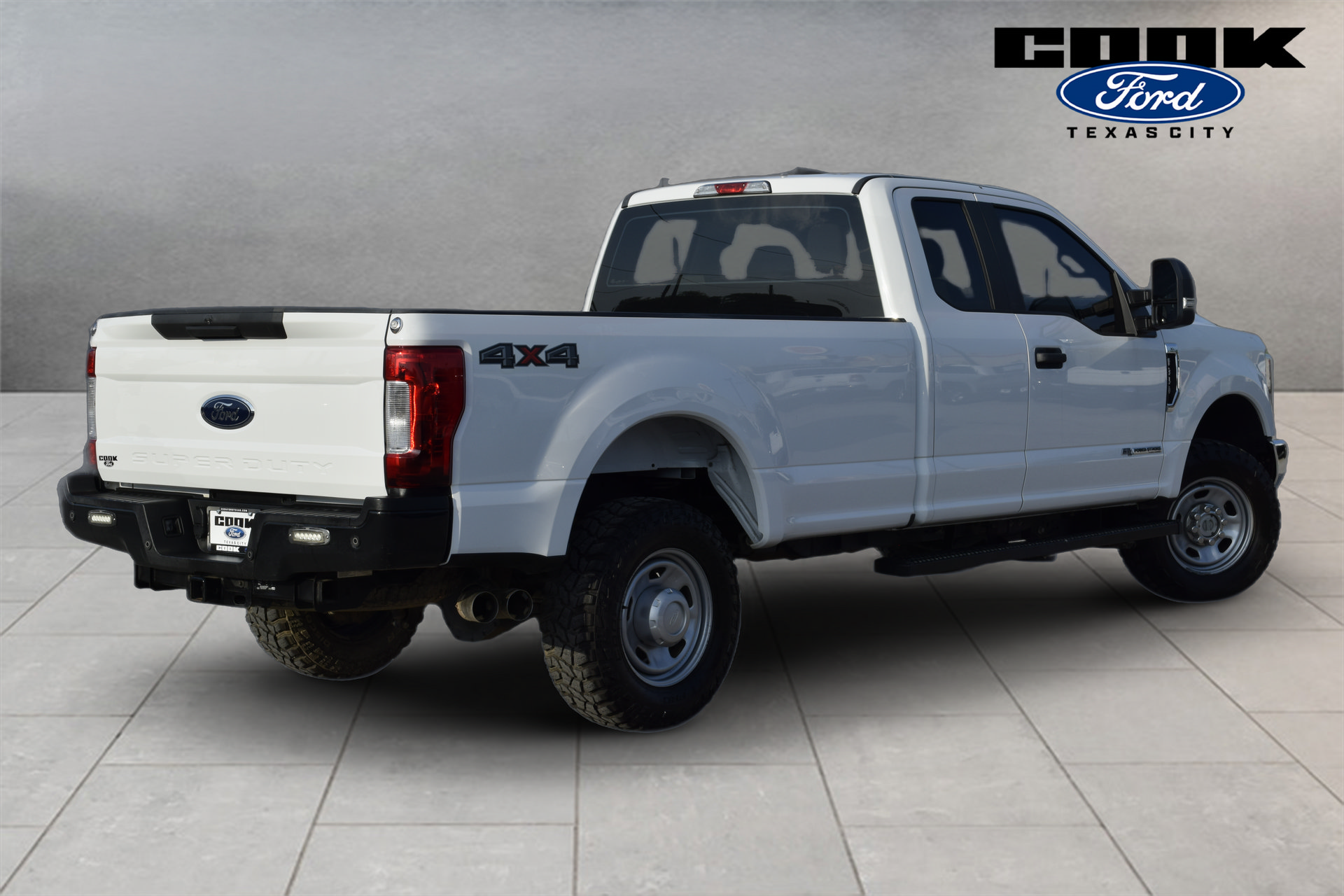 Used 2019 Ford F350 XL w/ Power Equipment Group AWD/4WD image 4