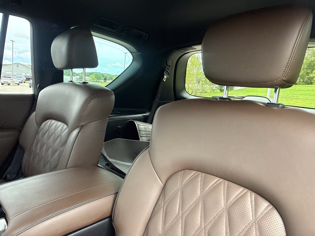 Used 2023 Nissan Armada Platinum w/ Captain's Chairs Package AWD/4WD image 31