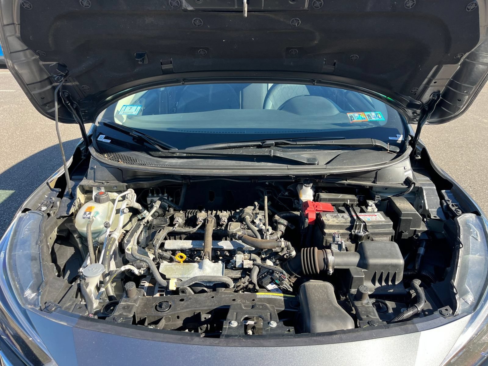 Used 2025 Nissan Versa SV FWD image 30