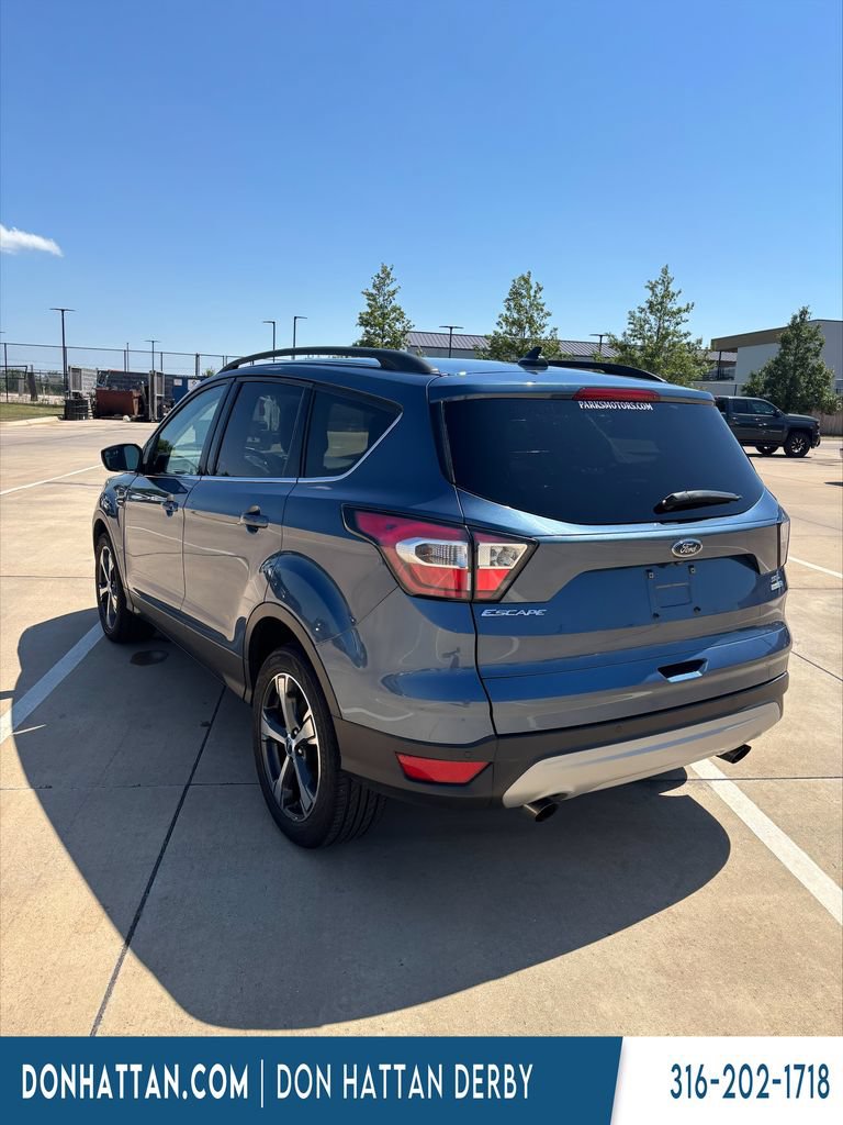Used 2018 Ford Escape SEL w/ Canadian Touring Package AWD/4WD image 3